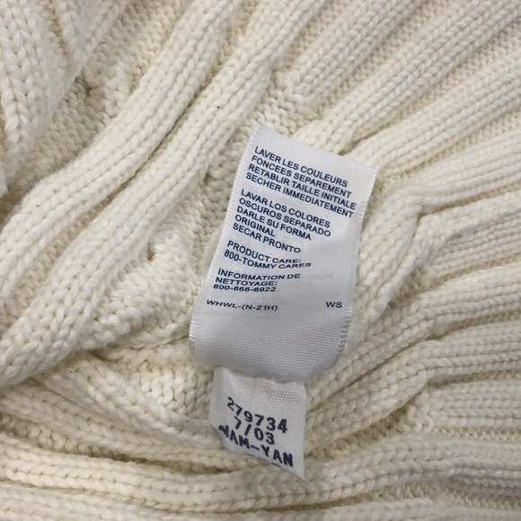 Tommy Hilfiger 90’s Quarter Zip Sweater - Picture 10 of 10